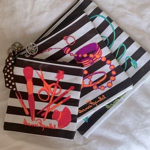 NWOT Henri Bendel ❤️3 pcs Purse Kit Set